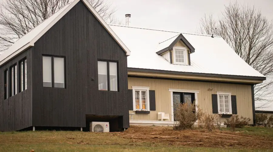 Home built on screw piles in clay soil